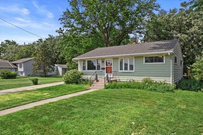 /international/us/456-w-delavan-drive-janesville-wi-110101508316/?lang=en