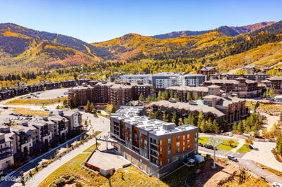 /international/us/2670-w-canyons-resort-drive-park-city-ut-110120456658/