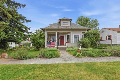 /international/us/809-main-st-davenport-wa-110108352484/