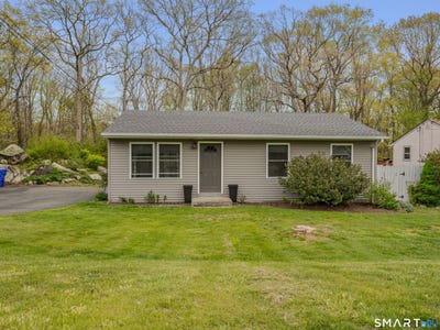 /international/us/21-whittle-street-groton-ct-110107866539/