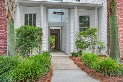 /international/us/163-golfview-lane-summerville-sc-110100200214/