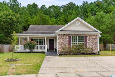 /international/us/210-ironwood-circle-alabaster-al-110101164752/
