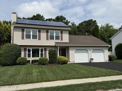 /international/us/18-netty-street-howell-nj-110109110087/