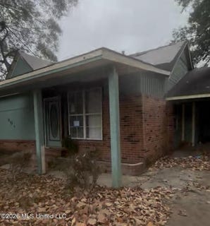 /international/us/408-mcallister-street-greenville-ms-110108354371/