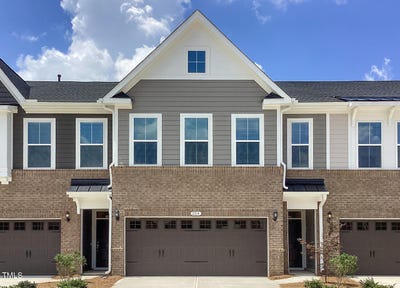 /international/us/211-lemon-leaf-place-holly-springs-nc-110105108255/