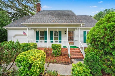 /international/us/23-brookwood-drive-smithfield-nc-110120044987/