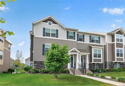 /international/us/11515-82nd-avenue-n-maple-grove-mn-110108578169/