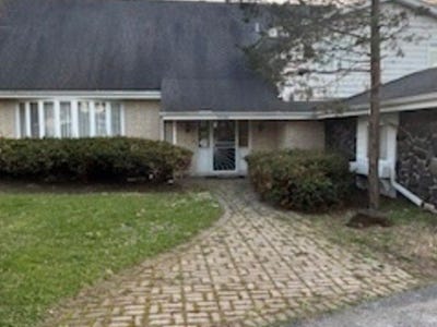 /international/us/2700-chariot-lane-olympia-fields-il-110099087964/