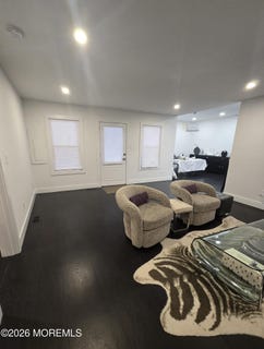 /international/us/486-w-lincoln-avenue-oakhurst-nj-110105979139/