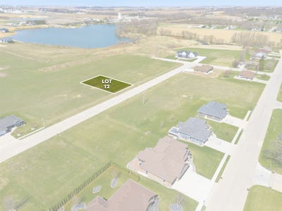 /international/us/716-8th-st-sw-dyersville-ia-110107341044/