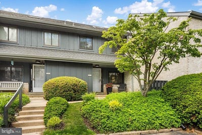 /international/us/568-foxwood-lane-paoli-pa-110108189637/