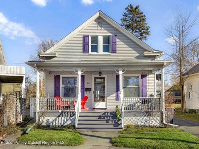 /international/us/29-elizabeth-street-saugerties-ny-110106954184/