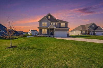 /international/us/1593-n-thompson-road-sun-prairie-wi-110108094402/