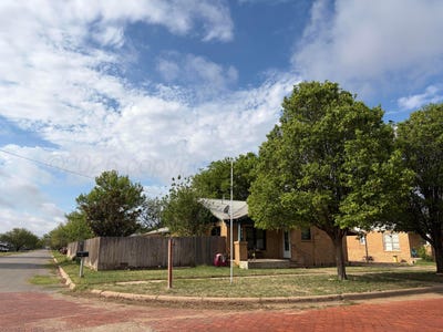 /international/us/211-9th-street-wellington-tx-110108193183/