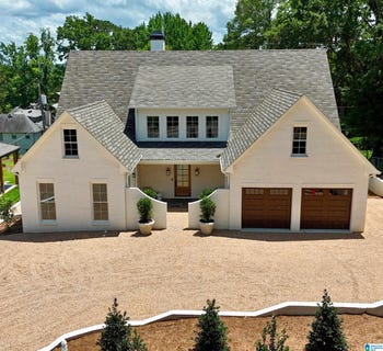 /international/us/2809-green-valley-road-birmingham-al-110100034418/