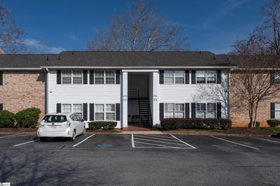 /international/us/925-cleveland-street-greenville-sc-110104852404/