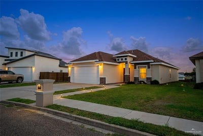 /international/us/308-katrina-drive-la-joya-tx-110108797304/
