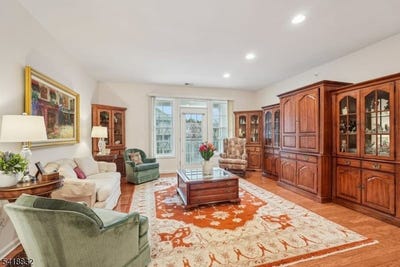 /international/us/1209-holly-ln-cedar-grove-twp-nj-110106770783/
