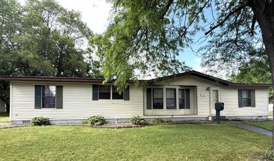 /international/us/200-koehler-street-bay-city-mi-110108706286/