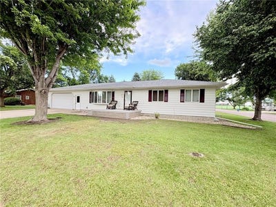 /international/us/1365-7th-street-dawson-mn-110108917459/