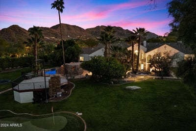 /international/us/8312-n-50th-street-paradise-valley-az-110096411262/