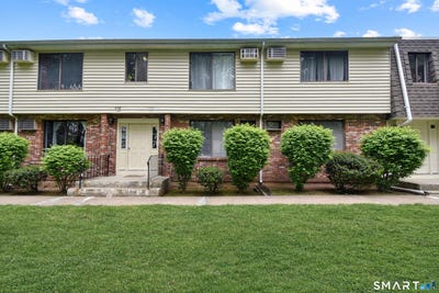 /international/us/827-blackstone-village-meriden-ct-110108171569/