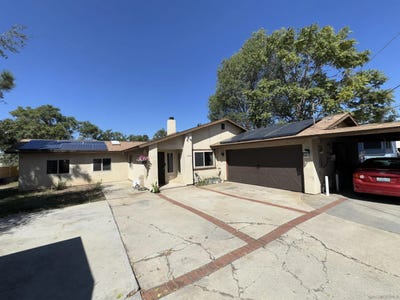 /international/us/12706-julian-ave-lakeside-ca-110120083146/