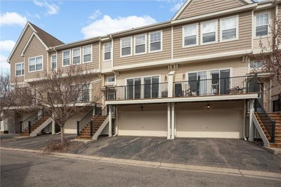 /international/us/2441-121st-circle-ne-blaine-mn-110108146928/