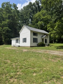 /international/us/253-sparks-road-columbia-ky-110119410222/