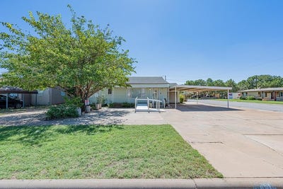 /international/us/411-w-1st-st-stanton-tx-110105781918/