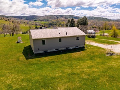 /international/us/20-yager-road-hoosick-falls-ny-110099200147/