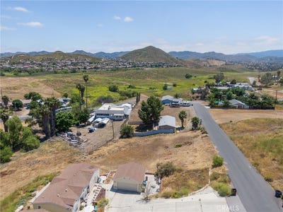 /international/us/0-nevada-drive-menifee-ca-110108683196/