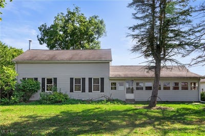 /international/us/13381-painesville-warren-road-leroy-oh-110101318416/
