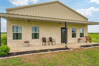 /international/us/435-county-road-4875-celeste-tx-110107338132/