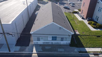 /international/us/717-shore-road-somers-point-nj-110108303265/