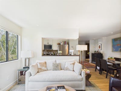 /international/us/1433-cottonwood-condo-dr-sun-valley-id-110100705479/