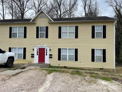 /international/us/111-sunset-drive-clover-sc-110108653010/