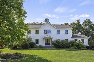 /international/us/65-johnson-rd-dalton-ma-110104784029/
