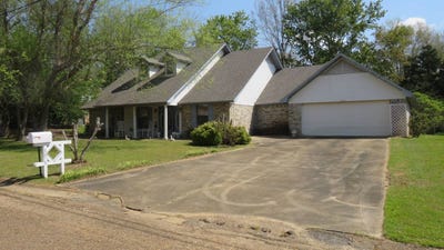 /international/us/306-woodland-drive-kosciusko-ms-110105958346/
