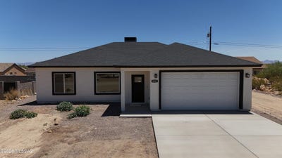 /international/us/8583-s-thunderbird-drive-safford-az-110108165332/