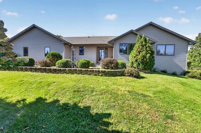 /international/us/5701-n-ridge-view-drive-janesville-wi-110119600399/