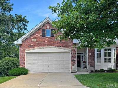 /international/us/1305-running-creek-court-washington-mo-110108933495/