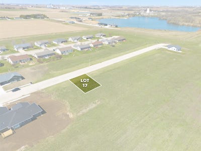 /international/us/931-10th-st-sw-dyersville-ia-110107353756/