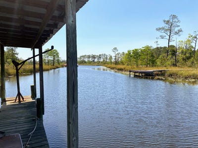 /international/us/corral-road-milton-fl-110119371112/