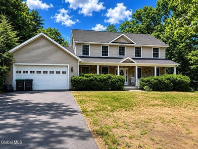 /international/us/3-hillcrest-lane-wilton-ny-110108507239/