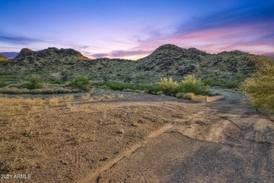 /international/us/5611-e-roadrunner-lane-paradise-valley-az-110094993343/
