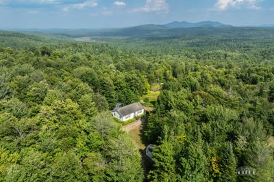 /international/us/39-oak-lane-loon-lake-ny-110101478924/
