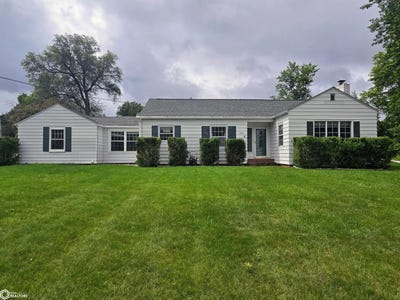 /international/us/1300-w-adams-street-creston-ia-110108636976/