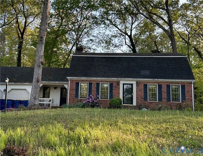 /international/us/4613-crossgate-road-chester-va-110107336013/