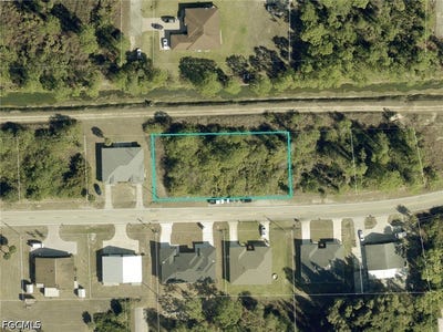/international/us/2001-e-12th-street-lehigh-acres-fl-110120893888/